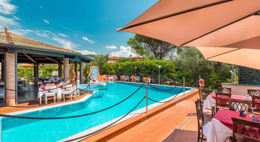 Hotel la Pietra restaurant photo