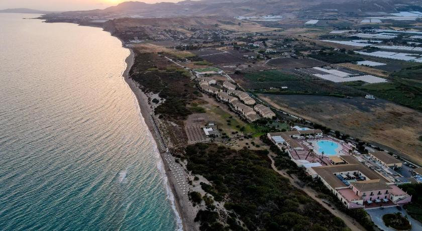 Sikania Resort & Spa photo