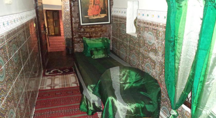 Image of Single Room 12