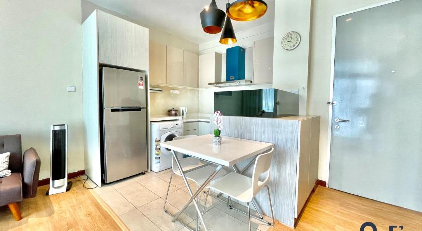 亚庇 Homesuite' Home @ Riverson SOHO KK 5星级 民宿 泳池