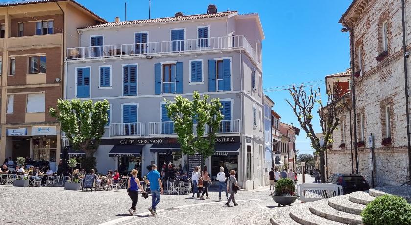 Numana appartamenti: la tua casa in centro a pochi passi dal mare — Hotel in Numana