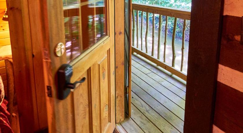 Creekwalk Inn Bed and Breakfast with Cabins photo