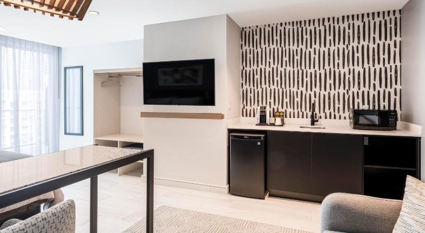Atwell Suites Miami Brickell photo