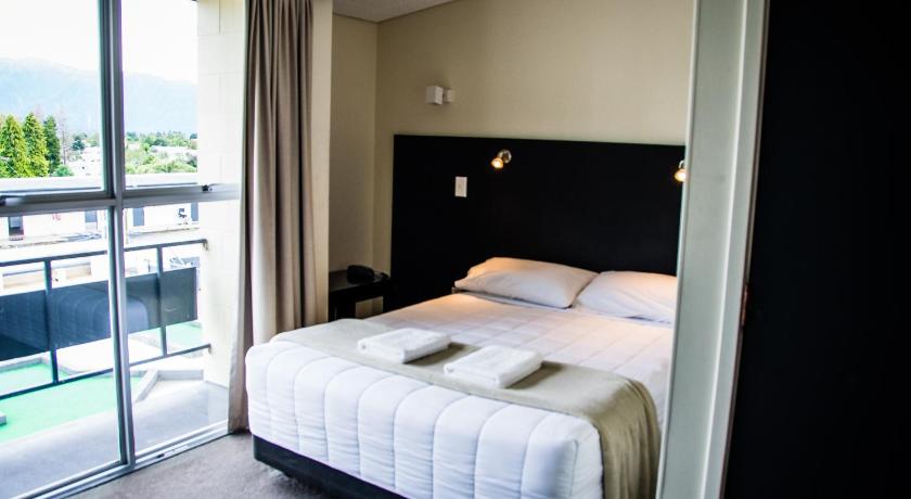 Image of Standard Hotel Room 3