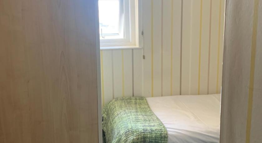 Image of Single Room 5