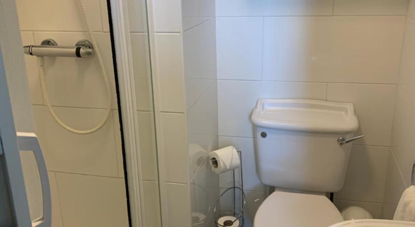 Image of Single Room 3