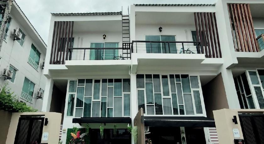 Boxsoon Nimman 4 # 3beds 4baths