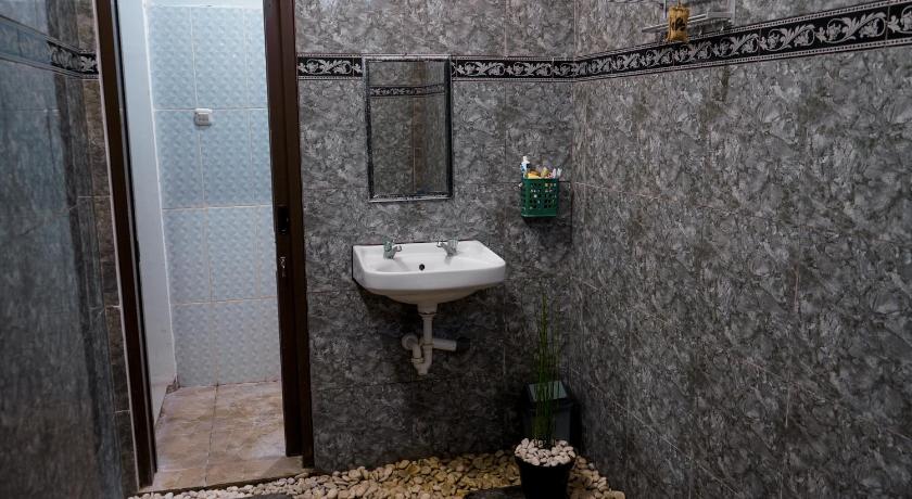 Griya Asri Homestay Near Tetebatu Waterfall photo