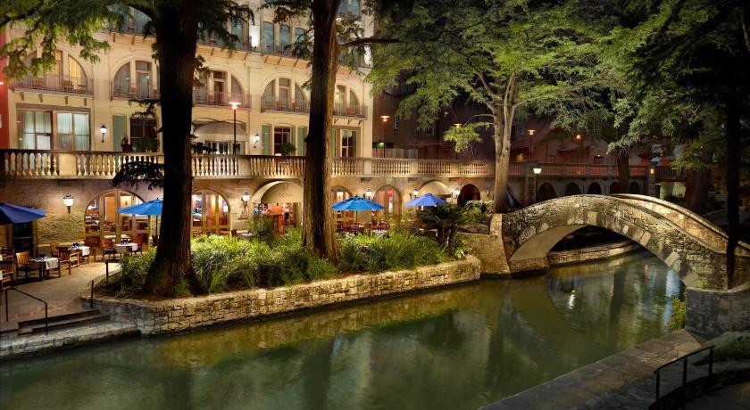 Mokara Hotel &amp; Spa San Antonio — Hotel in San Antonio (TX)