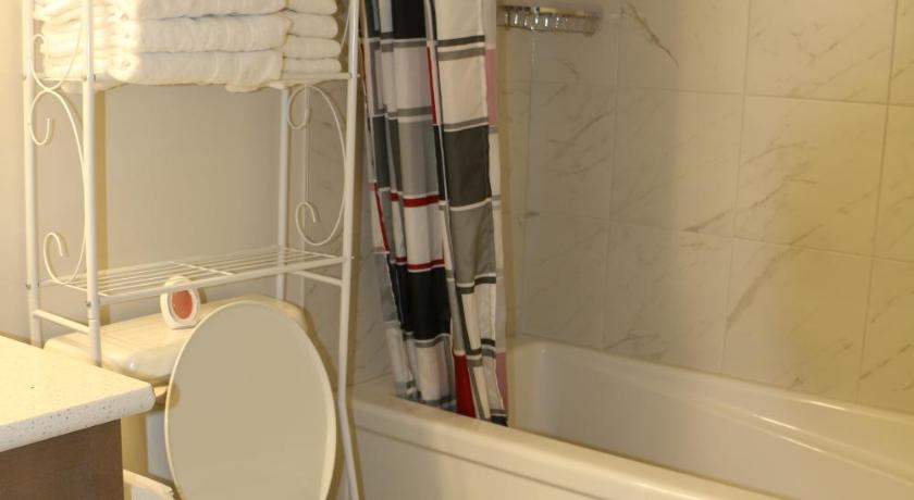 Guest Suite in Calgary photo