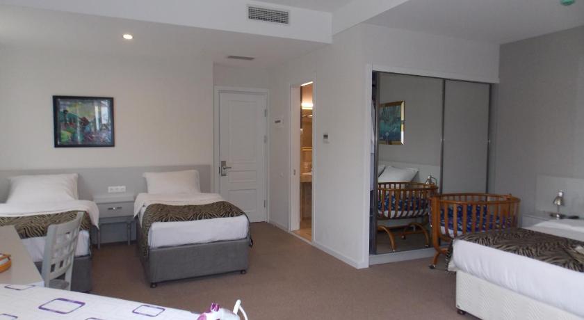 Image of Family Room 4