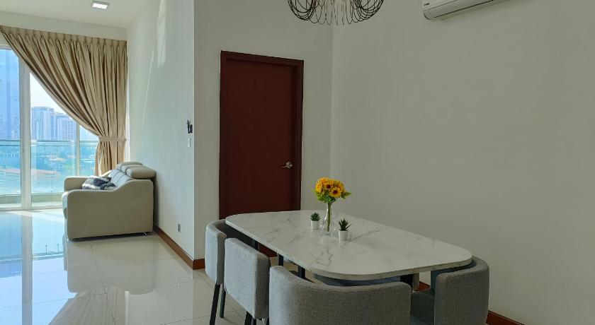 Image of Three-Bedroom Apartment 16