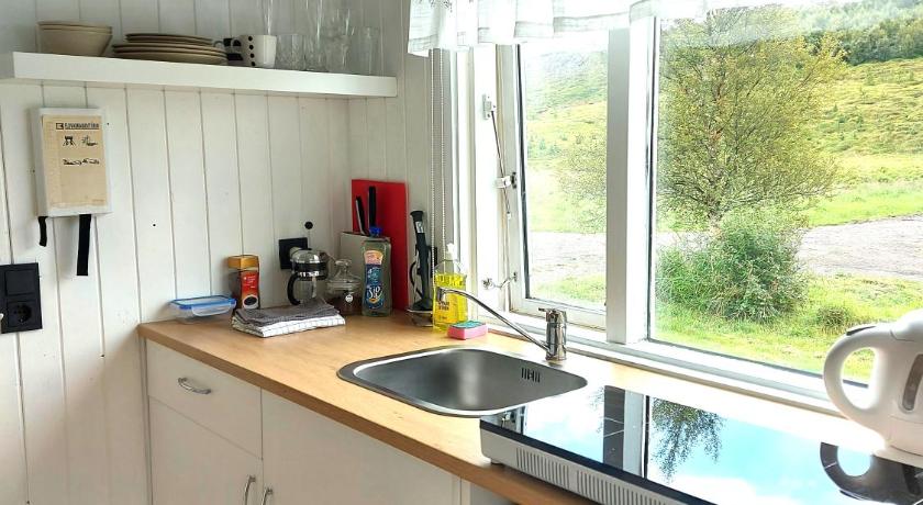 Image of One-Bedroom House 7
