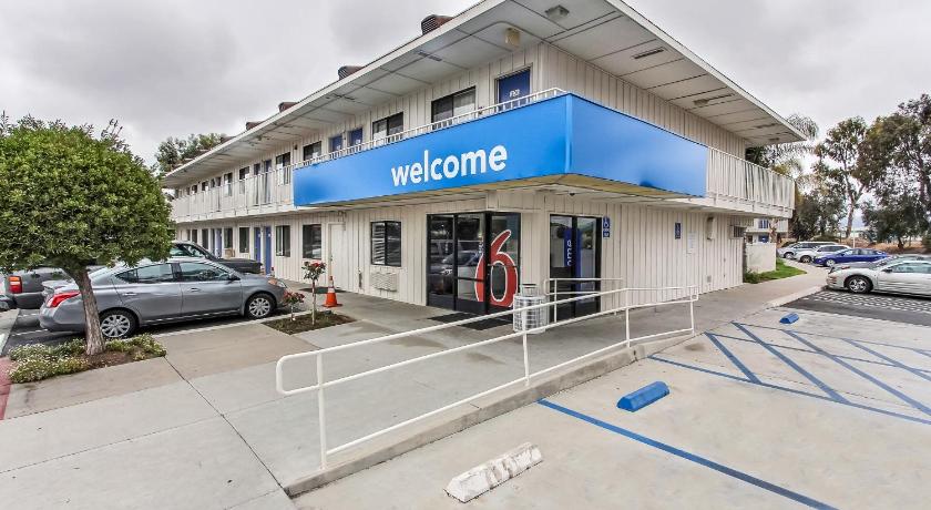 Motel 6-Salinas, CA - South - Monterey Area