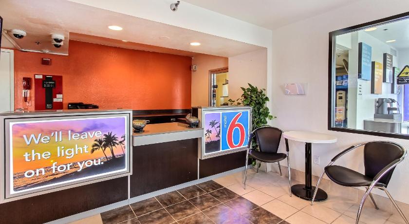 Motel 6-Salinas, CA - South - Monterey Area