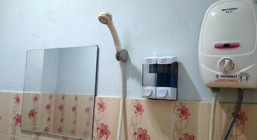 Image of Family Air Conditioning 7