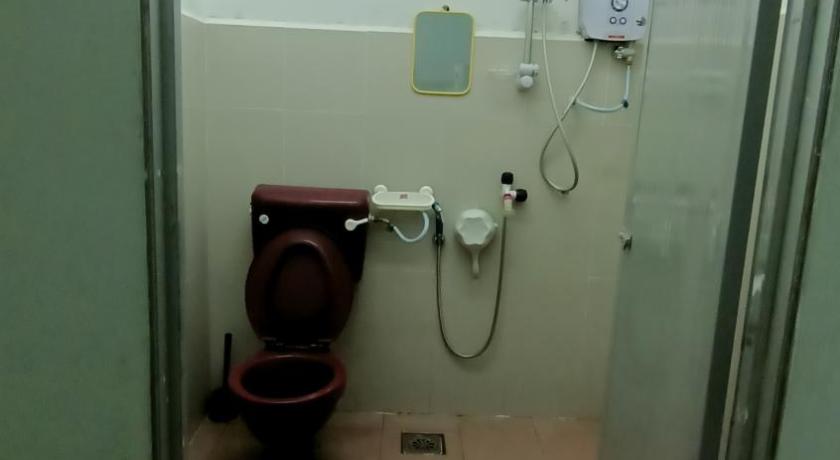 Tampit Inap Desa Janda Baik photo