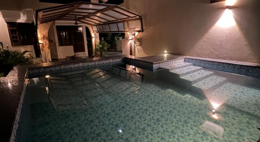 Param Country Home With Pool photo