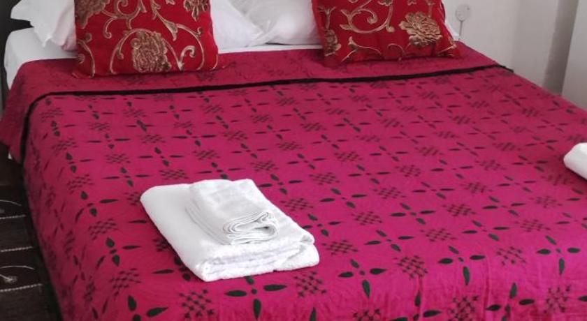 Image of Double Room with Shared bathroom 9