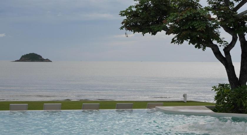 华欣 / 七岩 Chelona Beachfront Huahin 4星级 酒店 泳池