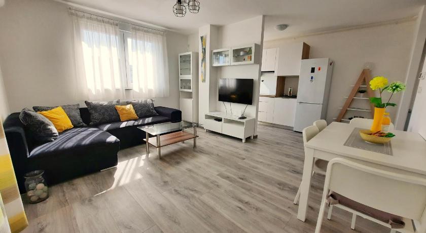 Apartment MRVICA near the Zagreb Airport — Hotel in Velika Gorica