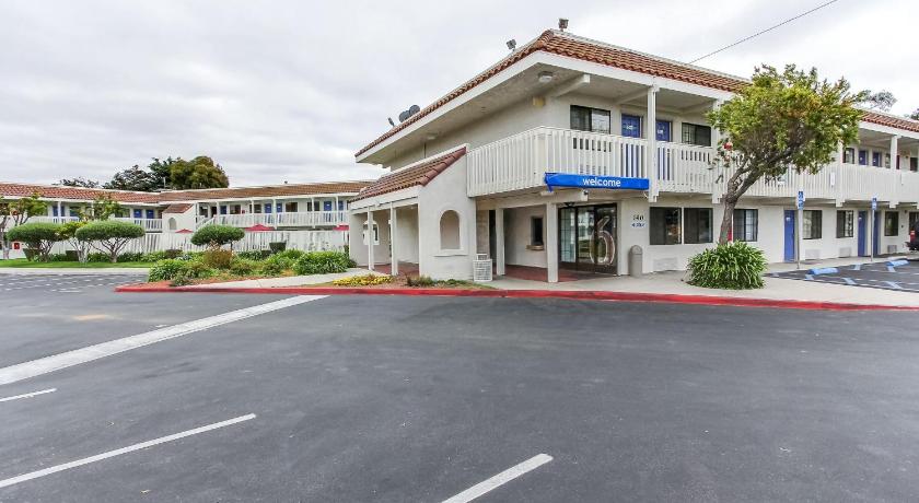 Motel 6-Salinas, CA - North Monterey Area