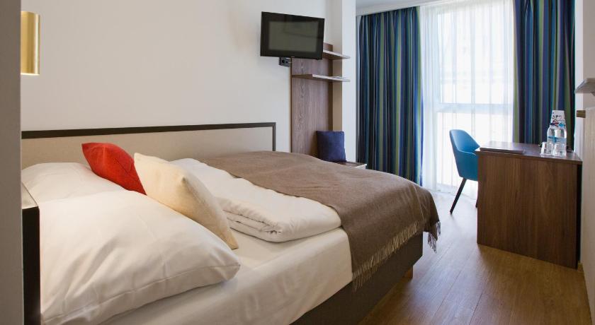 Hotel Aurbacher Hof GmbH photo