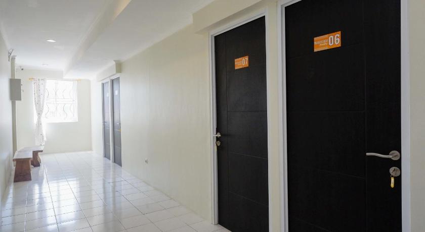 RedDoorz near STO Telkom Tarakan photo