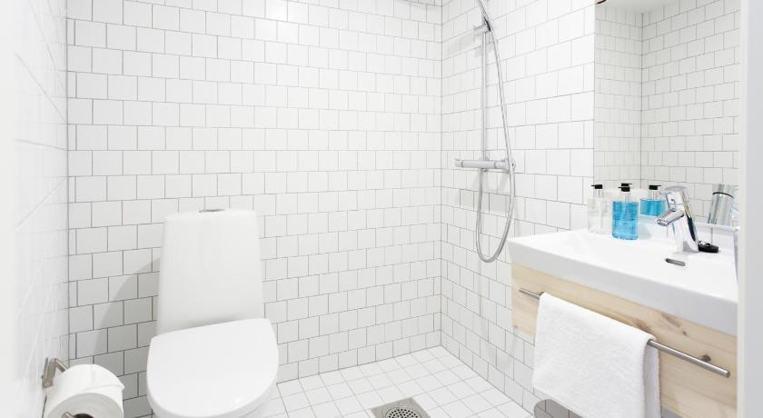 Image of Single Room without Window 2