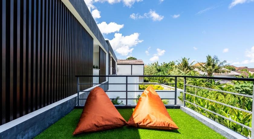 Villa Joy photo