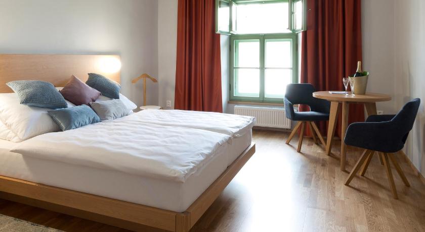 Hotel Tri knizata