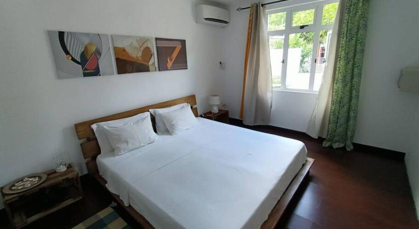 Surf house holidays photo