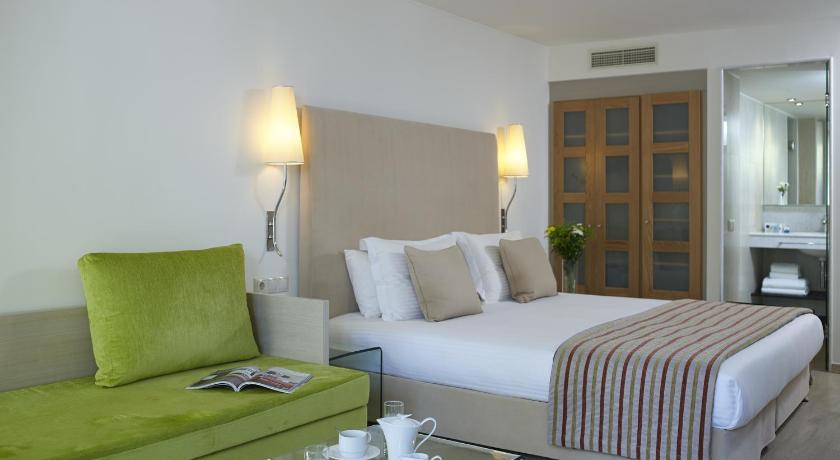 Kriti Beach Hotel