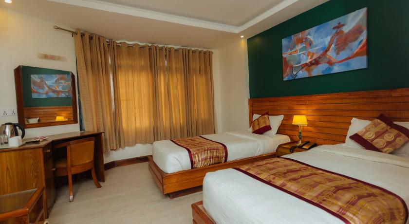 Image of Deluxe Double or Twin Room 7