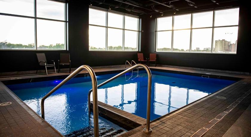 Grand Times Hotel Laval - Centropolis photo