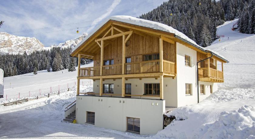 Apartements Precalalt — Hotel in Badia