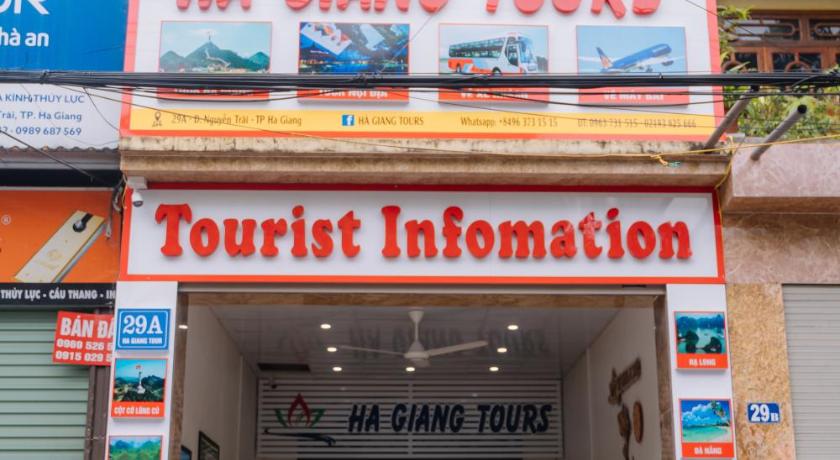 Ha Giang Tours Hostel &amp; Rental Motorbikes — Hotel in Ha Giang