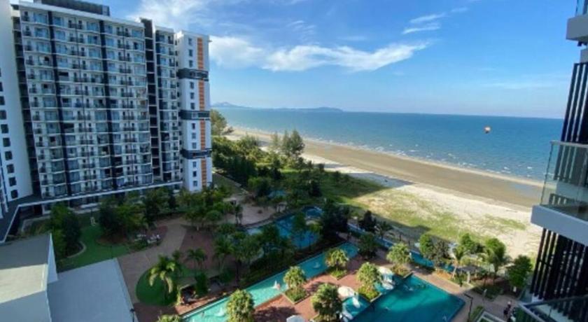 Seaview Condo@Timurbay Studio unit plus one room — Hotel in Kuantan