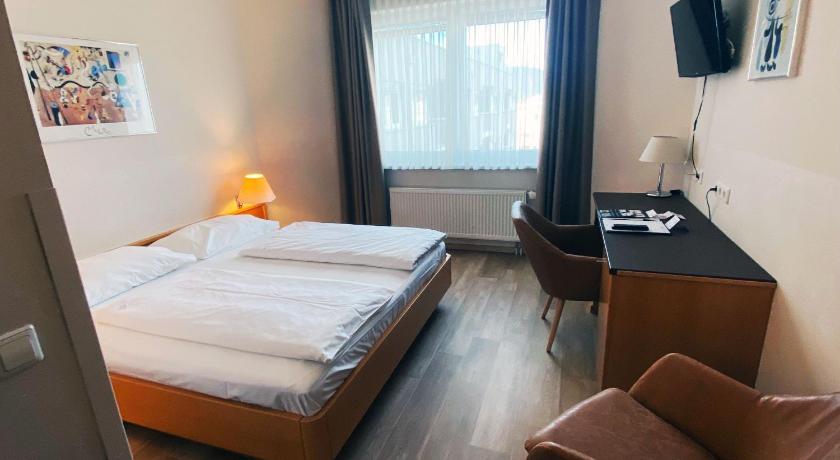 Image of Economy Double Room 0