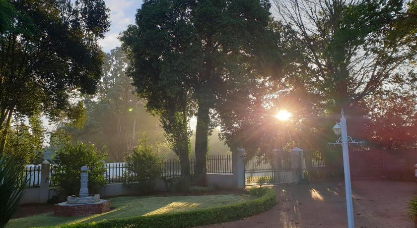 Bellevue Manor Guest House photo