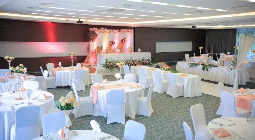 キガリ Ubumwe Grande Hotel 4つ星 ホテル 客室