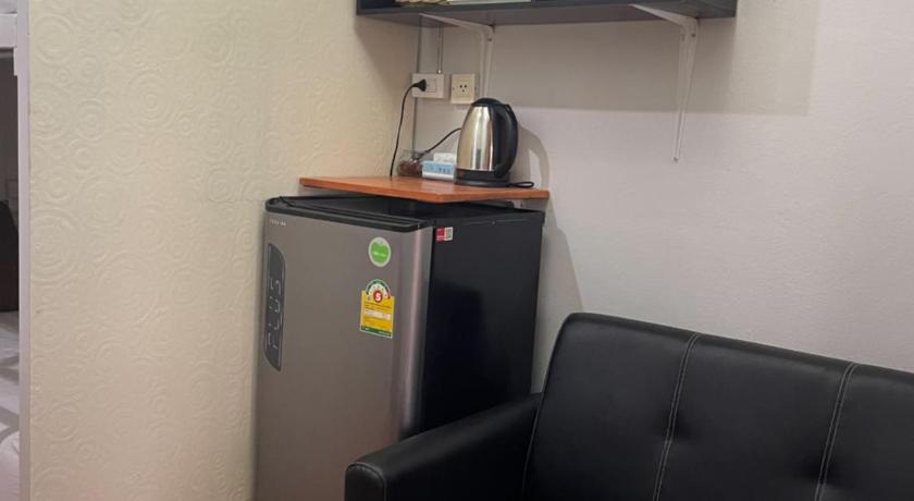 Bangkok Acozyposhtel 4-Star Hotel lobby