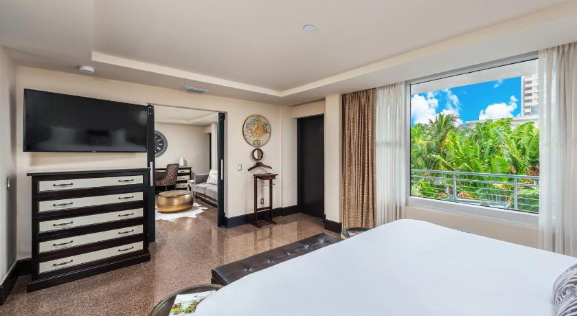 Immagine di Suite Cabana Bordo Piscina (Poolside Cabana Suite) 4