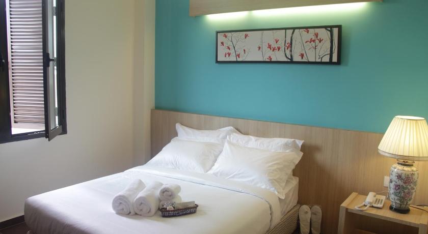 Image of Deluxe Queen Room 3
