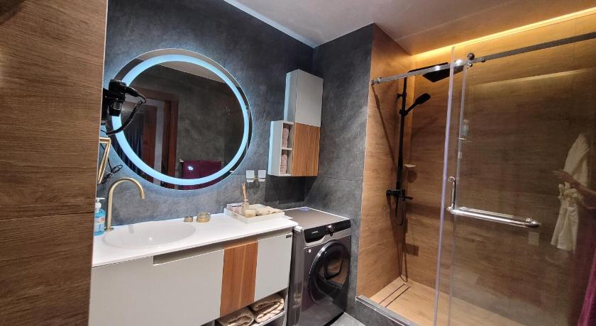 UltraLux 75 Apartment Tashkent photo
