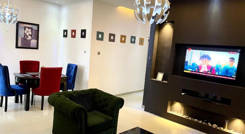 Bentley Green Ng Apartments — Hotel in Lagos