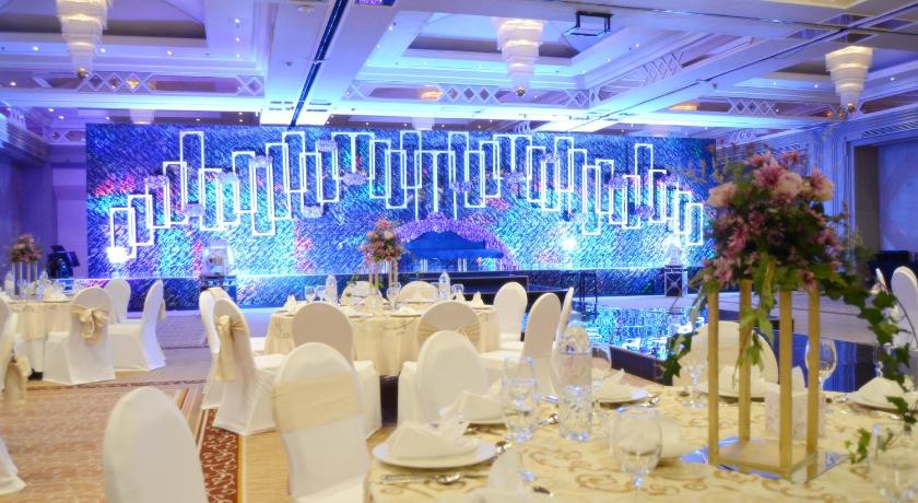 Crowne Plaza - Dubai Apartments - image 10