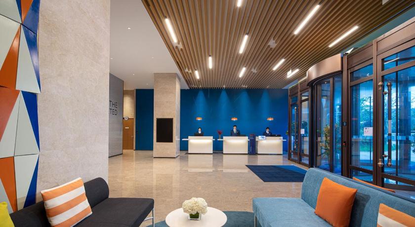 Holiday Inn Express Chengde Park View photo