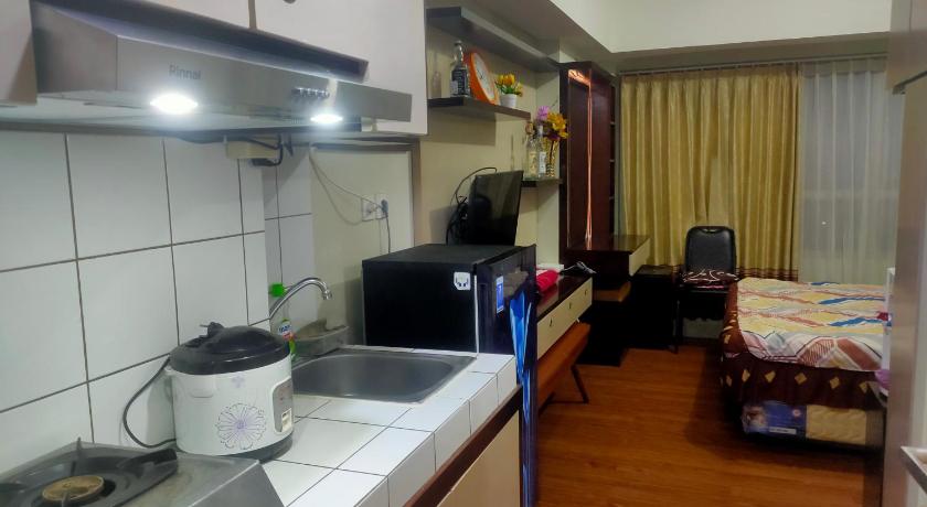 The Springlake and View Summarecon Bekasi Studio MDN Furnish and WiFi photo
