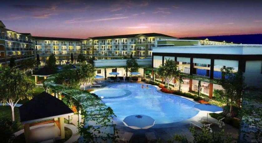 Arezzo Place Affordable 2BR Condo With Pool, Fast Wifi &amp; Unli Netflix - Near Davao Airport, Samal Ba — Hotel in Davao City
